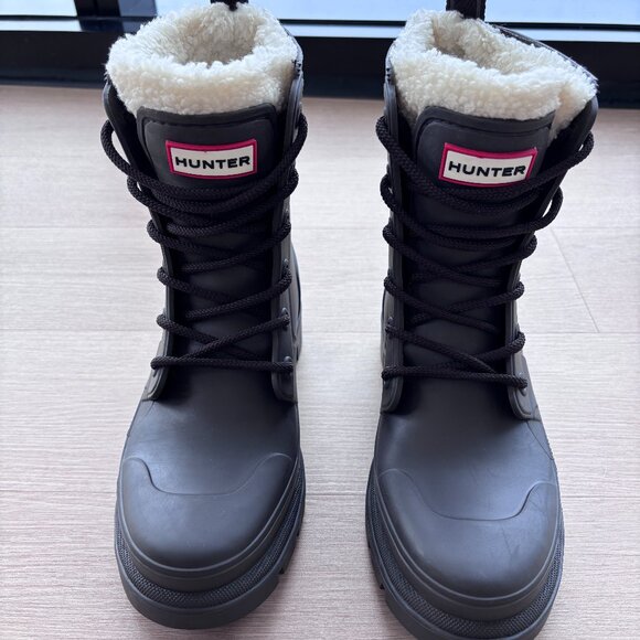 Hunter Shoes - Hunter Diana Insulated Waterproof Boots w/ Shearling – Like New